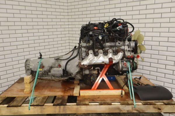 2001–2006 Chevy 6.0L LQ4 V8 Engine & 4x4 4L80e Transmission – LS Swap Liftout